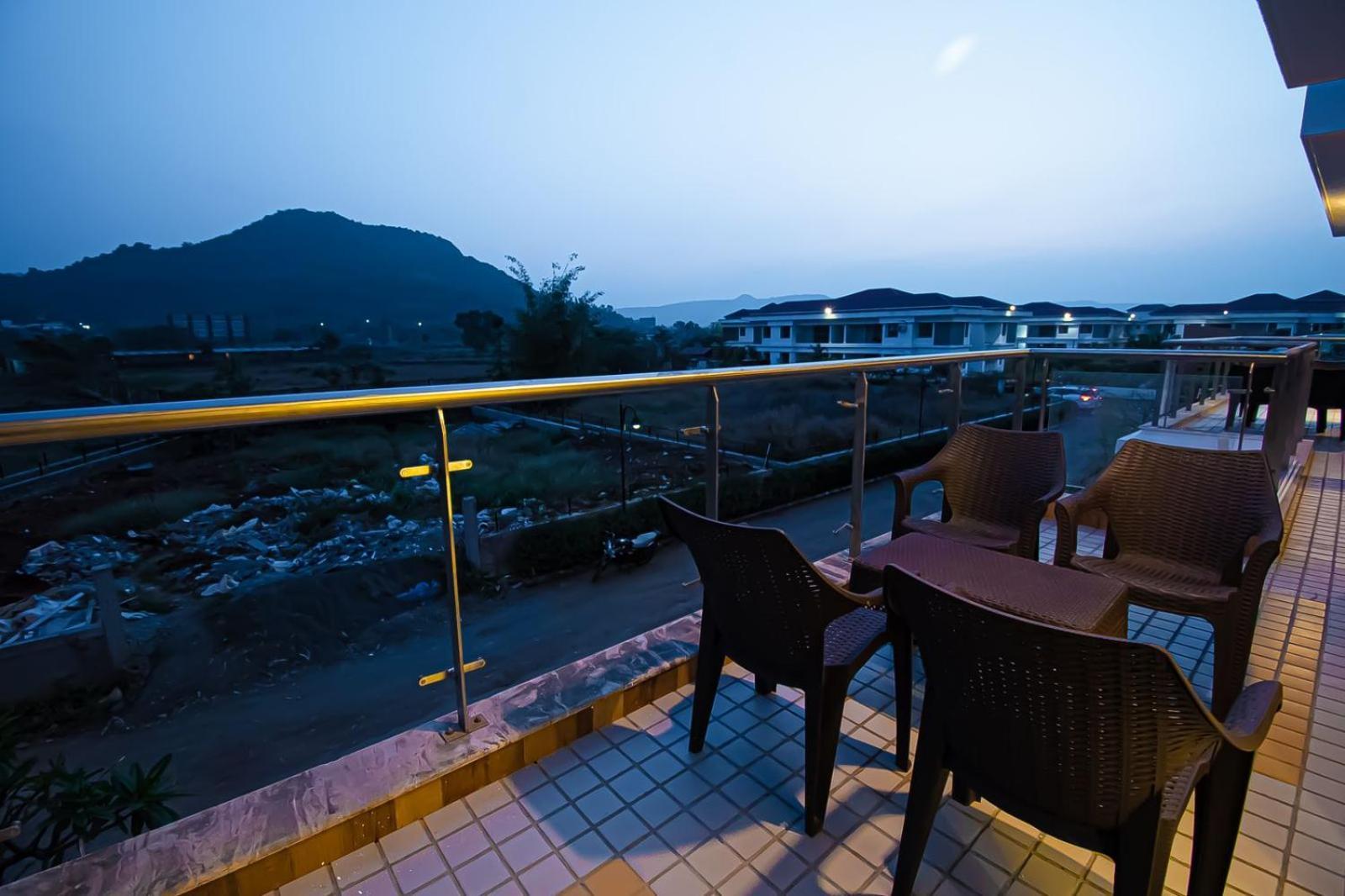 Mizzle Exotica Lonavala Διαμέρισμα Εξωτερικό φωτογραφία