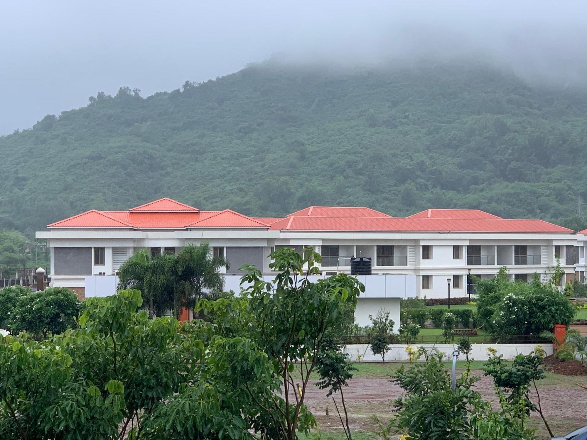 Mizzle Exotica Lonavala Διαμέρισμα Εξωτερικό φωτογραφία