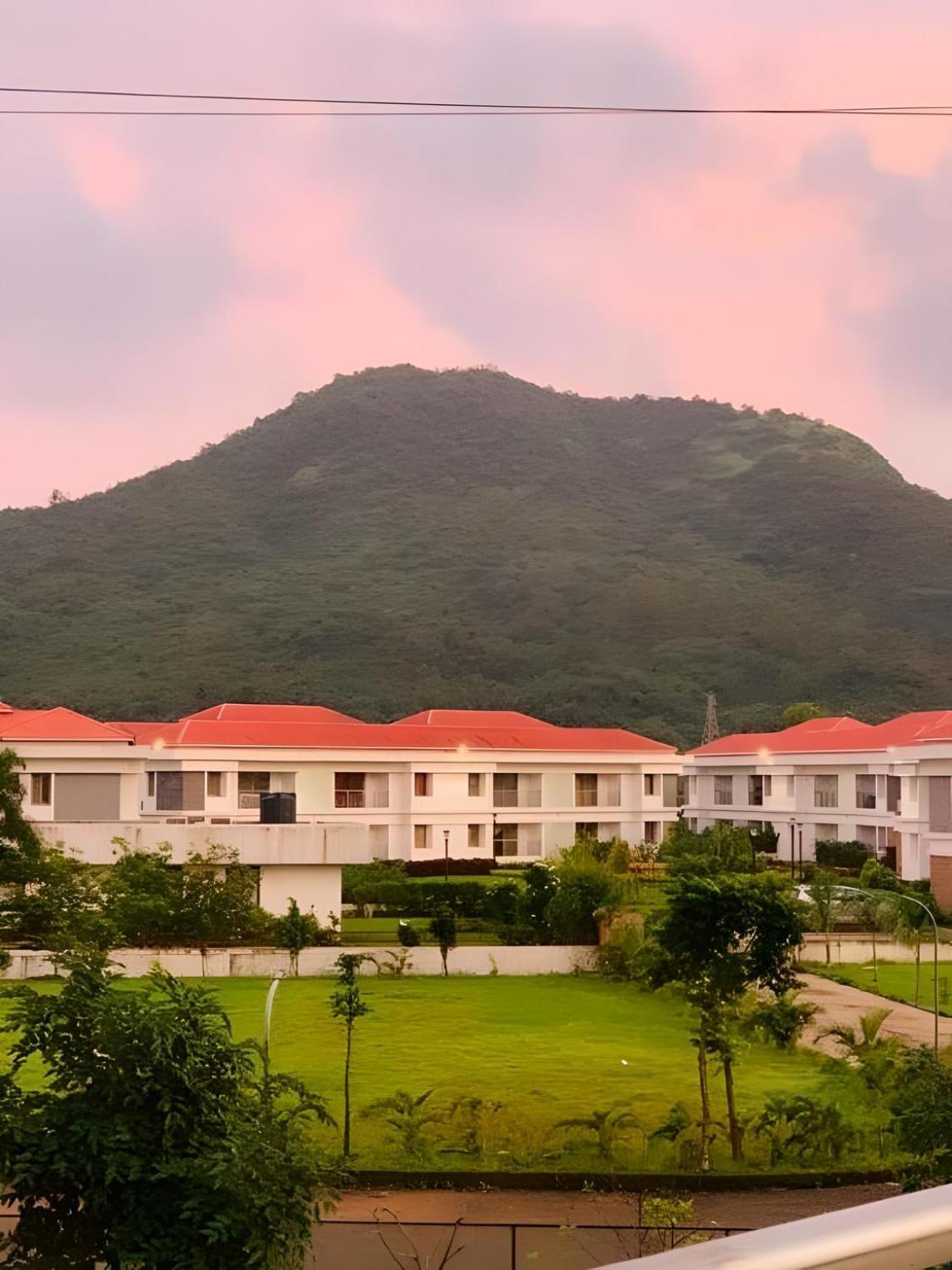 Mizzle Exotica Lonavala Διαμέρισμα Εξωτερικό φωτογραφία